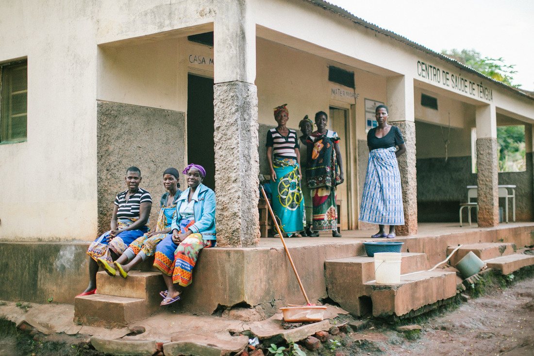 RS28494_LizBaconfineartfilmphotographyhumanitarianWorldRenewMozambique(195of212)-scr