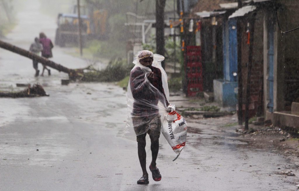 APTOPIX India Asia Cyclone