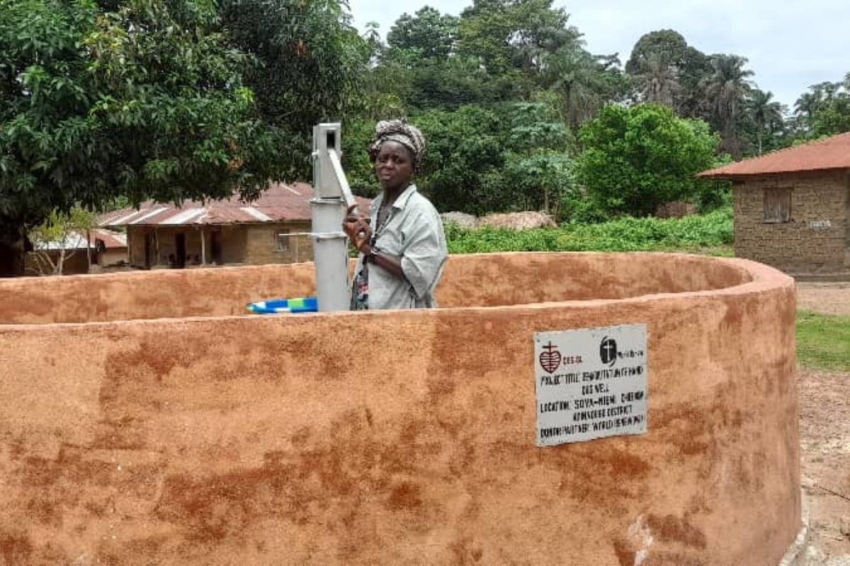 Fatama at the well