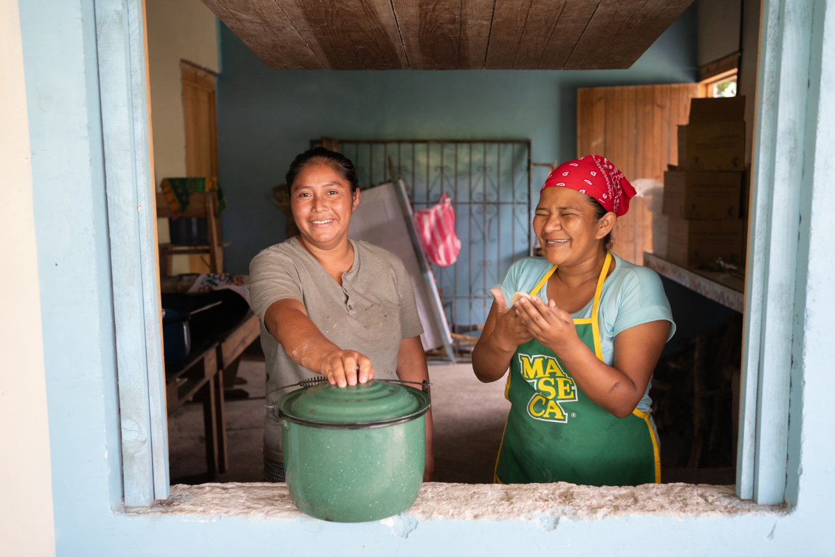 Women making tortillas