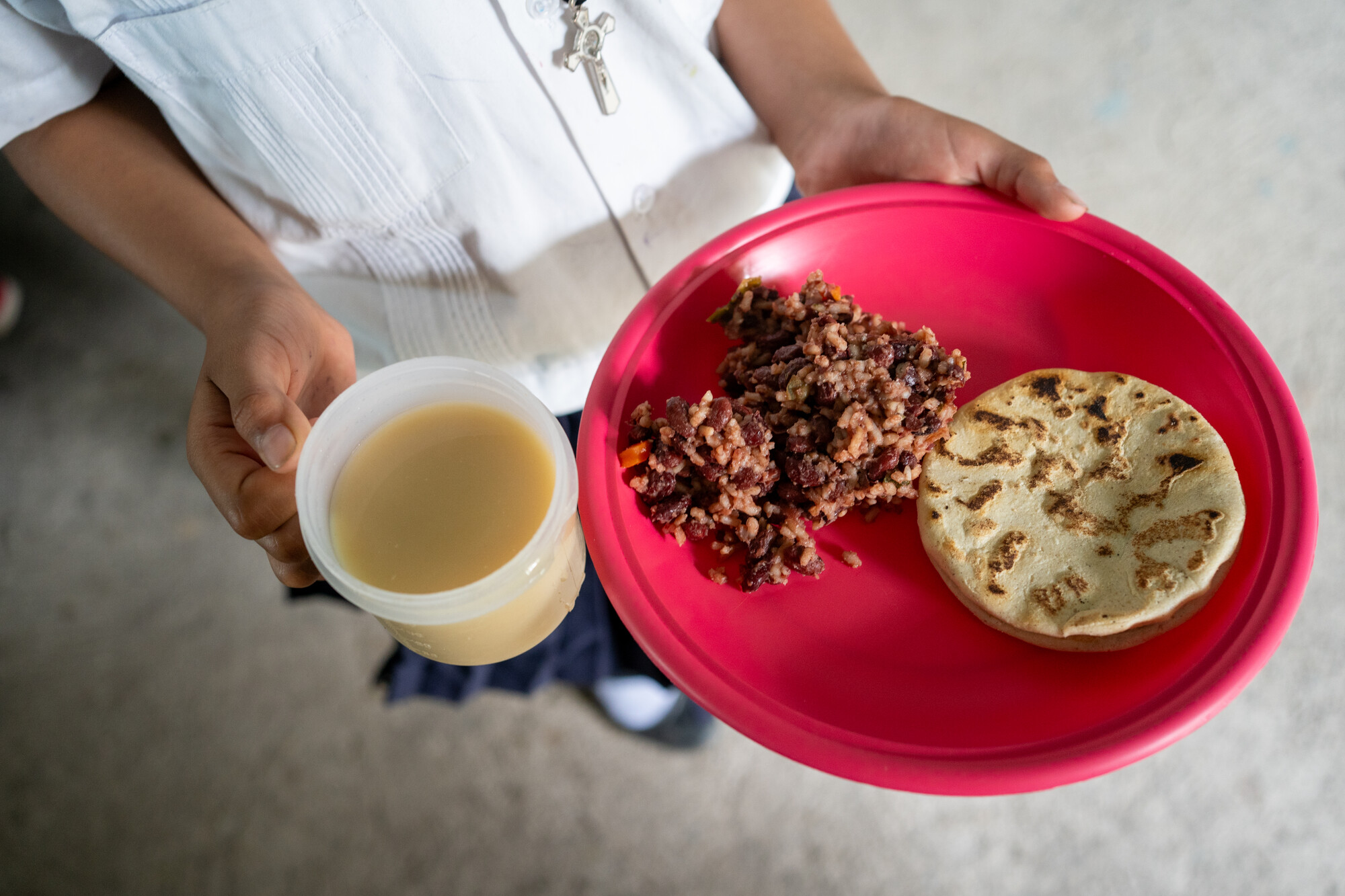 School dinners in La Campa are supported by CASM through World Renew.